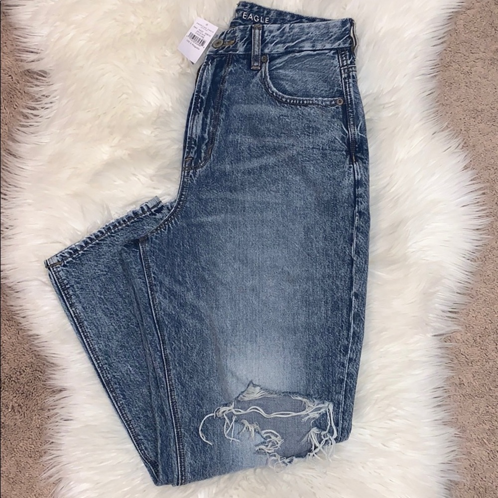 American Eagle Mom Jeans
